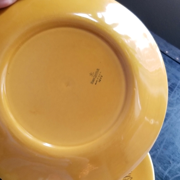 Vintage 1970 Homer Laughlin Dinner Plates, signed, set of 4 - Picture 3 of 4